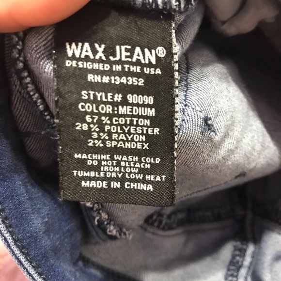 ripped jeans - Picture 6 of 6